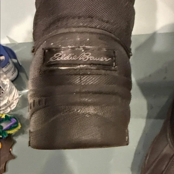 Eddie Bauer Black Insulated Boots - Picture 5 of 5